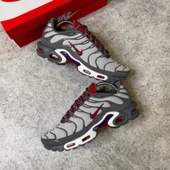 Nike Air Max Plus Grey/Red