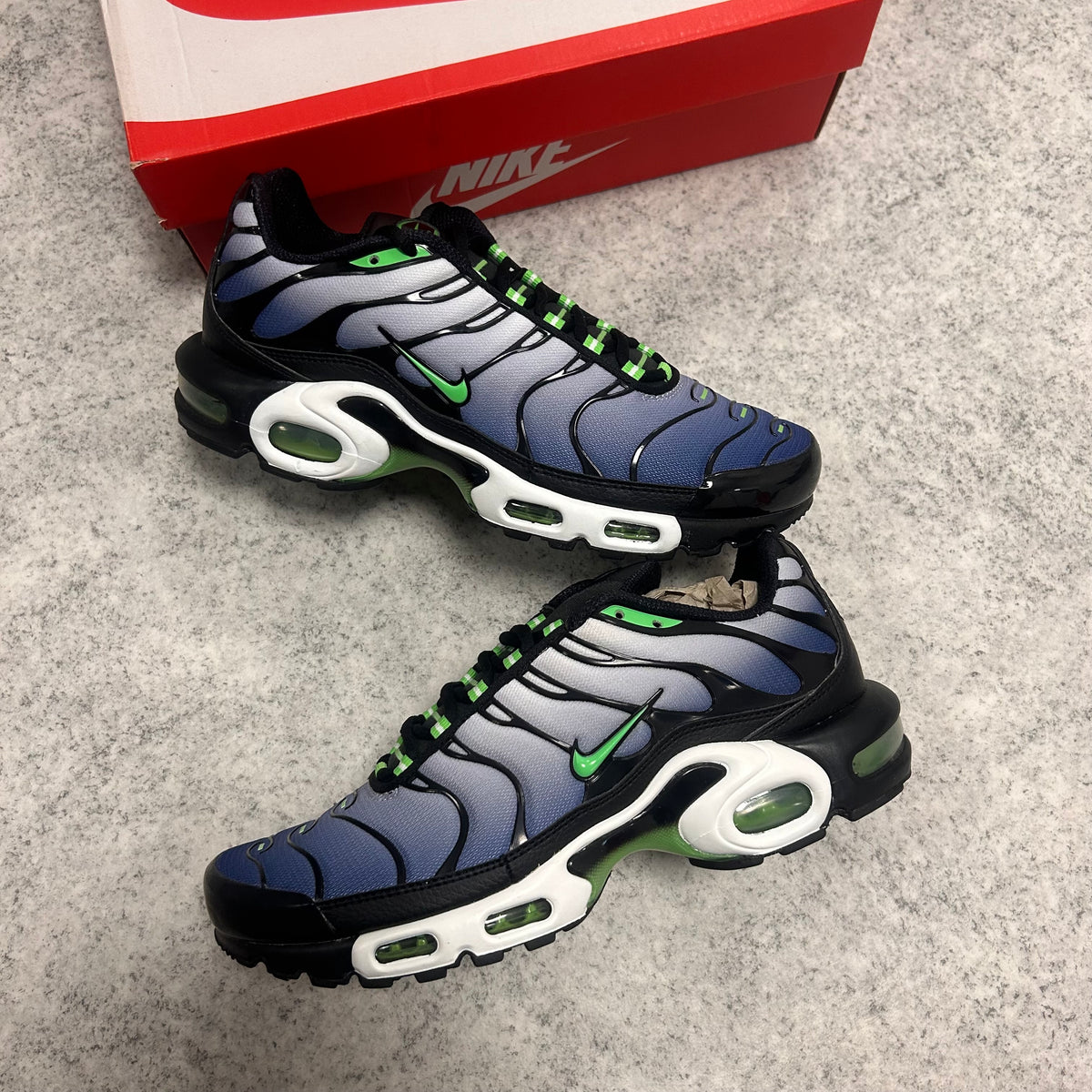 Nike Air Max Plus TN SCREAM GREEN