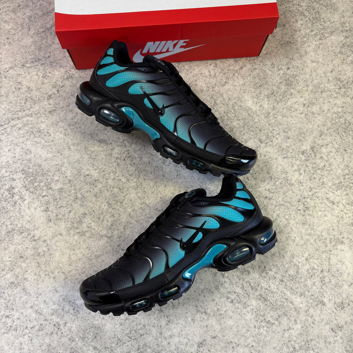Nike Air Max Plus TN Aqua Fade