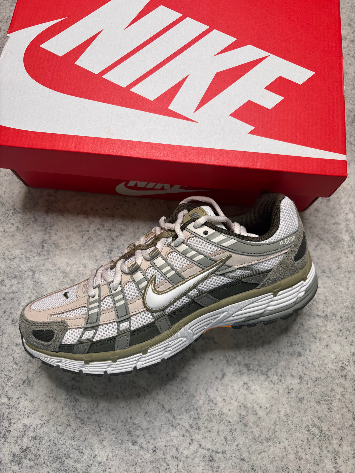 Nike P6000 Khaki
