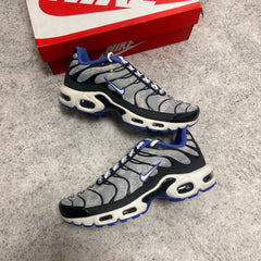 Nike Air Max Plus TN SOCIAL FC