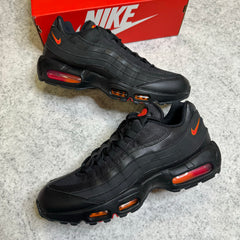 Men’s Nike Air Max 95 - Fire Red Gradient